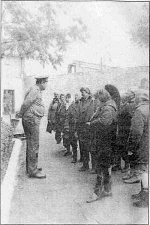 Преступники и преступления. Женщины-убийцы. Воровки. Налетчицы - i_111.jpg