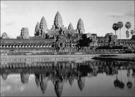 100 великих храмов - i_037.jpg