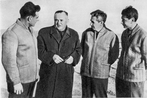 Говорит космодром - i_025.jpg