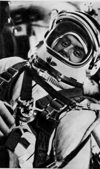 Говорит космодром - i_038.jpg