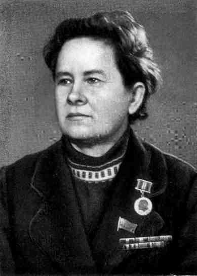 Восемь сантиметров: Воспоминания радистки-разведчицы - img_1.jpeg