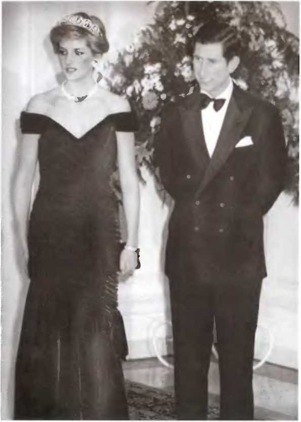 Повседневная жизнь Букингемского дворца при Елизавете II - i_030.jpg