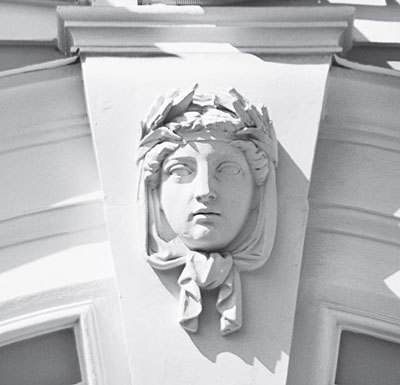 Повести каменных горожан. Очерки о декоративной скульптуре Санкт-Петербурга - i_068.jpg