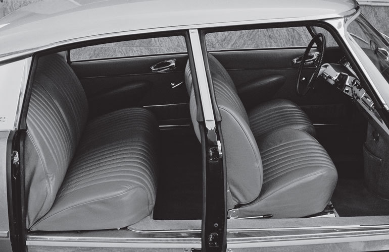 10 автомобилей, которые перевернули мир - i_087.jpg