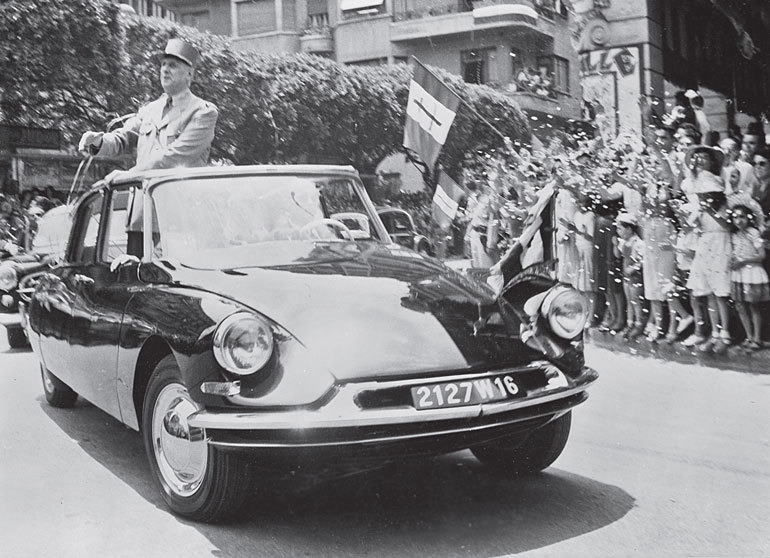 10 автомобилей, которые перевернули мир - i_090.jpg