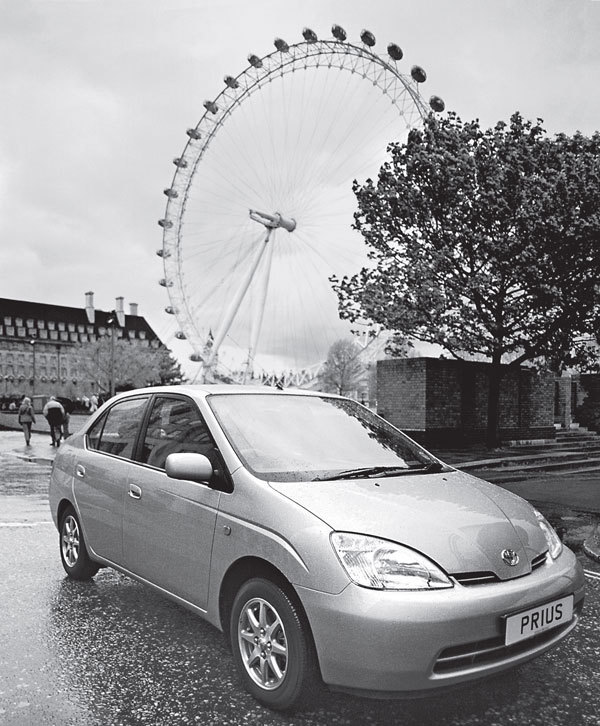 10 автомобилей, которые перевернули мир - i_147.jpg