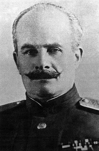 Их послал на смерть Жуков? Гибель армии генерала Ефремова - i_034.jpg