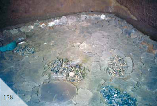 Доказательства существования богов. Более 200 сенсационных фотографий артефактов - i_159.jpg