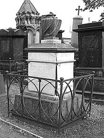 Люди Зимнего дворца. Монаршие особы, их фавориты и слуги - i_456.jpg