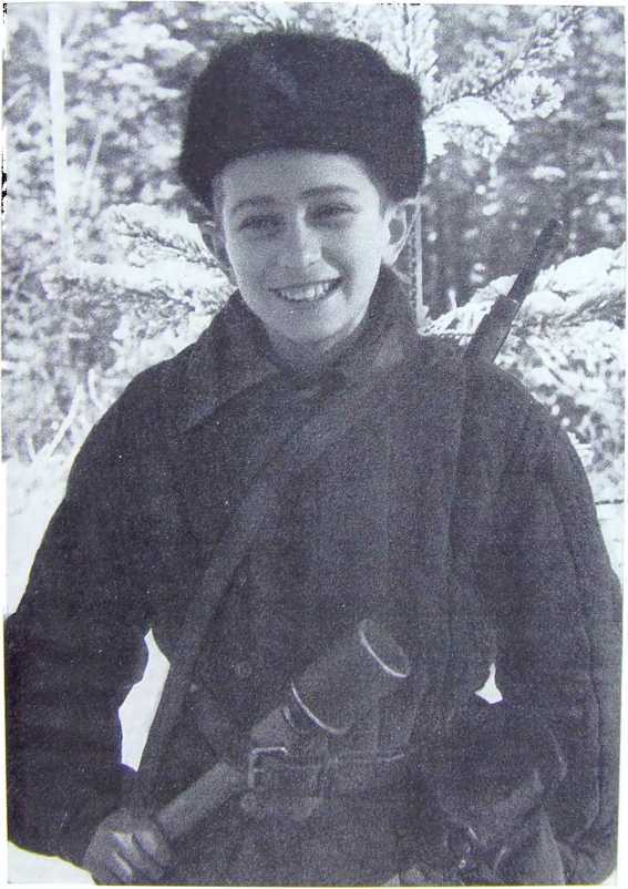 Орлята партизанских лесов - i_044.jpg