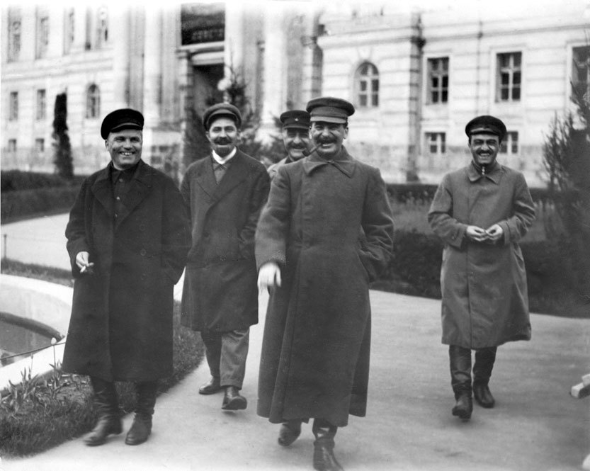 Сталин. Жизнь одного вождя - i_010.jpg