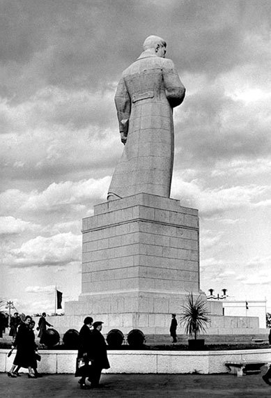 Сталин. Жизнь одного вождя - i_029.jpg