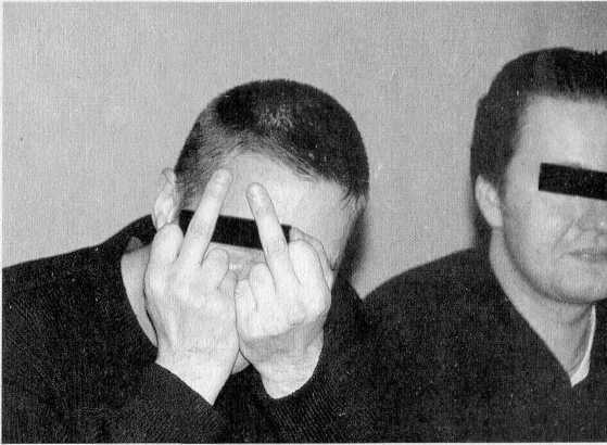 Бандитские жены - i_006.jpg