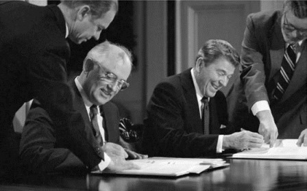 Всеобщая история. XX – начало XXI века. 11 класс. Базовый уровень - i_094.jpg