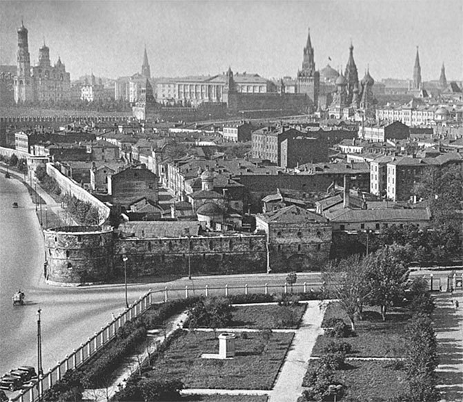 Вокруг Кремля и Китай-Города - i_178.jpg