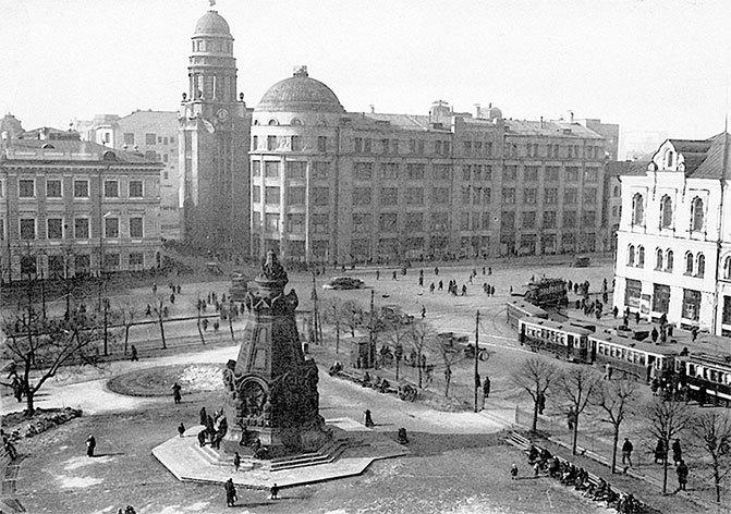 Вокруг Кремля и Китай-Города - i_259.jpg