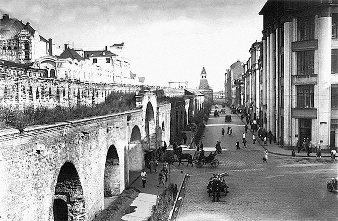 Вокруг Кремля и Китай-Города - i_293.jpg