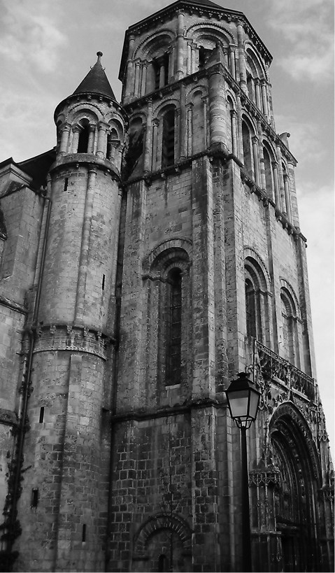 Церкви и всадники - i_053.jpg