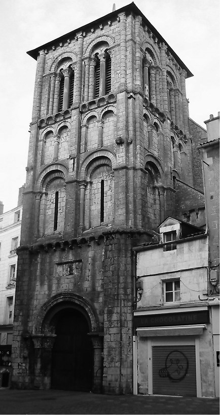 Церкви и всадники - i_079.jpg