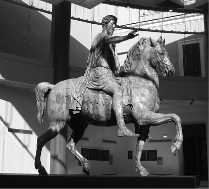 Церкви и всадники - i_094.jpg