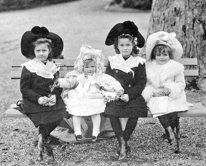 Дневники княжон Романовых. Загубленные жизни - i_009.jpg