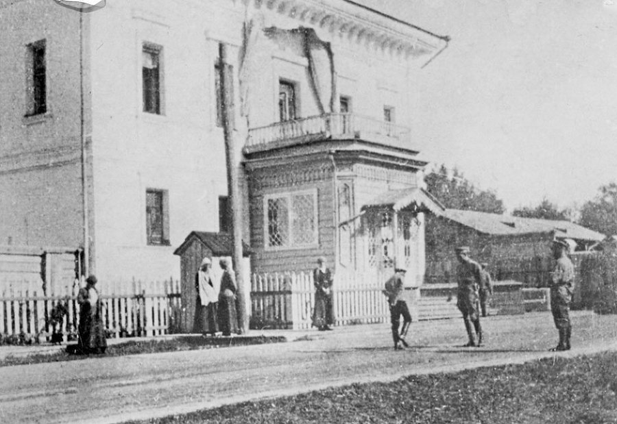 Дневники княжон Романовых. Загубленные жизни - i_055.jpg