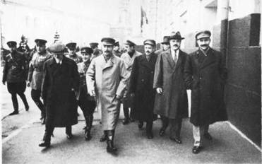 Они окружали Сталина - i_007.jpg