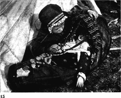 Лапландцы. Охотники за северными оленями - i_054.png