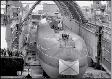 «Она утонула...». Правда о «Курске», которую скрывают Путин и Устинов<br />Издание второе, переработанное и дополненное - i_011.jpg