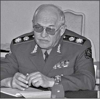 «Она утонула...». Правда о «Курске», которую скрывают Путин и Устинов<br />Издание второе, переработанное и дополненное - i_031.jpg