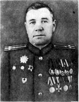 Немеренные версты (записки комдива) - i_013.jpg