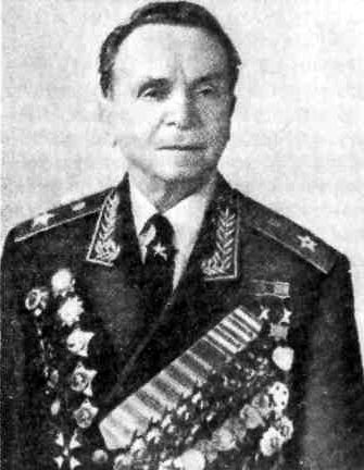 Немеренные версты (записки комдива) - i_033.jpg