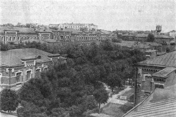 Подвиги русских врачей<br />(Из истории борьбы с заразными болезнями) - i_021.jpg