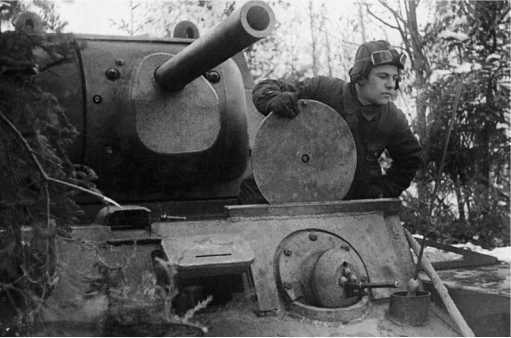 Советский тяжёлый танк КВ-1, т. 1<br />(Первые танки Победы) - i_051.jpg