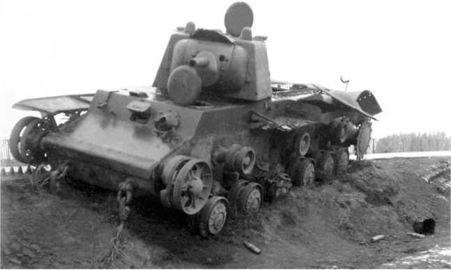 Советский тяжёлый танк КВ-1, т. 2<br />(Первые танки Победы) - i_095.jpg