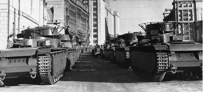 Советский тяжелый танк Т-35<br />(«Сталинский монстр») - i_050.jpg