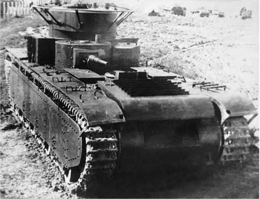 Советский тяжелый танк Т-35<br />(«Сталинский монстр») - i_090.jpg