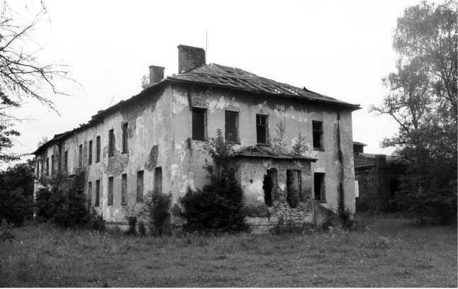 Советский тяжелый танк Т-35<br />(«Сталинский монстр») - i_117.jpg