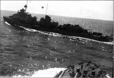 Героические корабли Великой Отечественной<br />(Гвардейские и Краснознаменные) - i_140.jpg