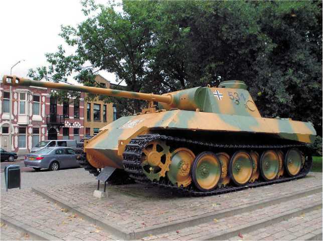 Танки III Рейха. Том II<br />(Самая полная энциклопедия) - i_341.jpg