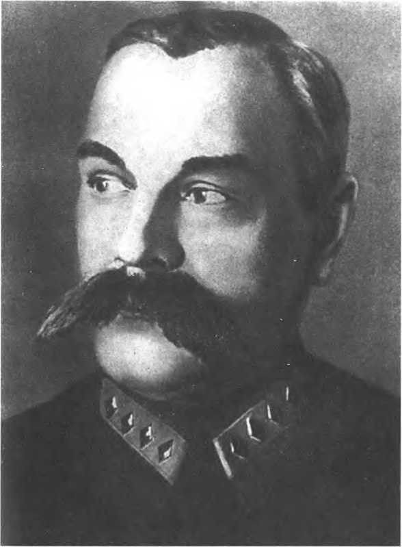 Русская армия между Троцким и Сталиным - i_020.jpg