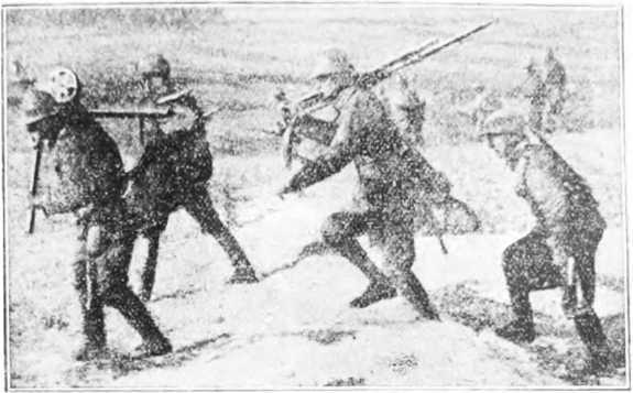 Как живет польский солдат - i_010.jpg