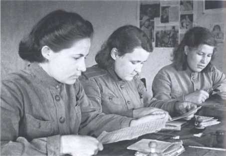 Ангелы мщения<br />(Женщины-снайперы Великой Отечественной) - i_025.jpg