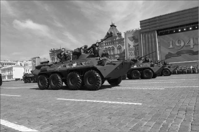 Русские бронетранспортеры<br />(От БТР-40 до «Бумеранга») - i_123.jpg