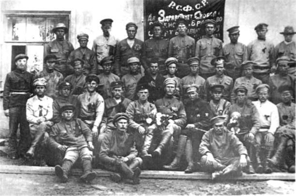 Гражданская война в России 1917-1922. Красная Армия - doc2fb_image_02000006.jpg