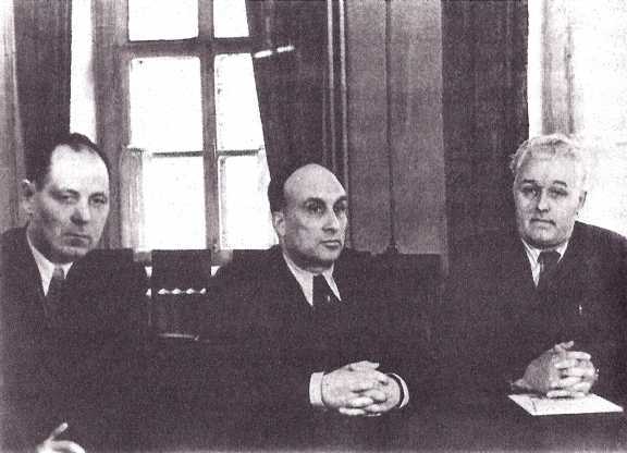 На качелях XX века - i_031.jpg