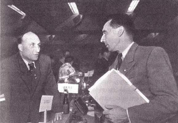 На качелях XX века - i_043.jpg