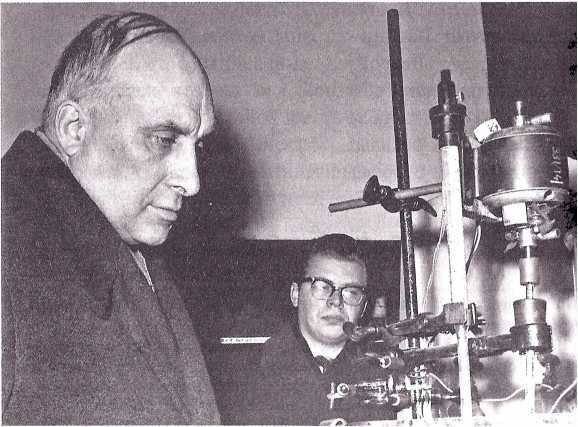 На качелях XX века - i_046.jpg