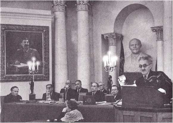 На качелях XX века - i_051.jpg