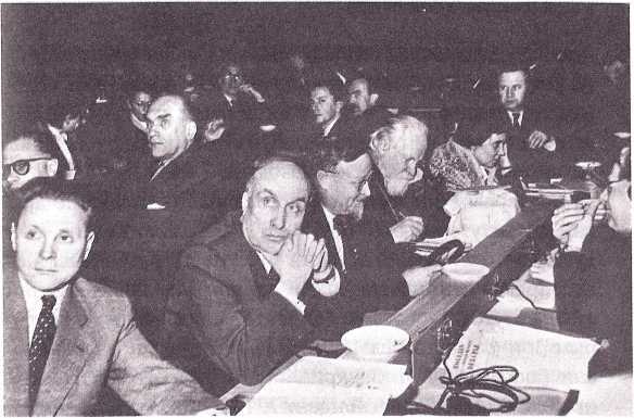 На качелях XX века - i_057.jpg